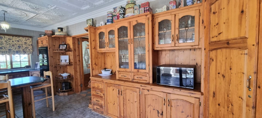 5 Bedroom Property for Sale in Waverley Free State